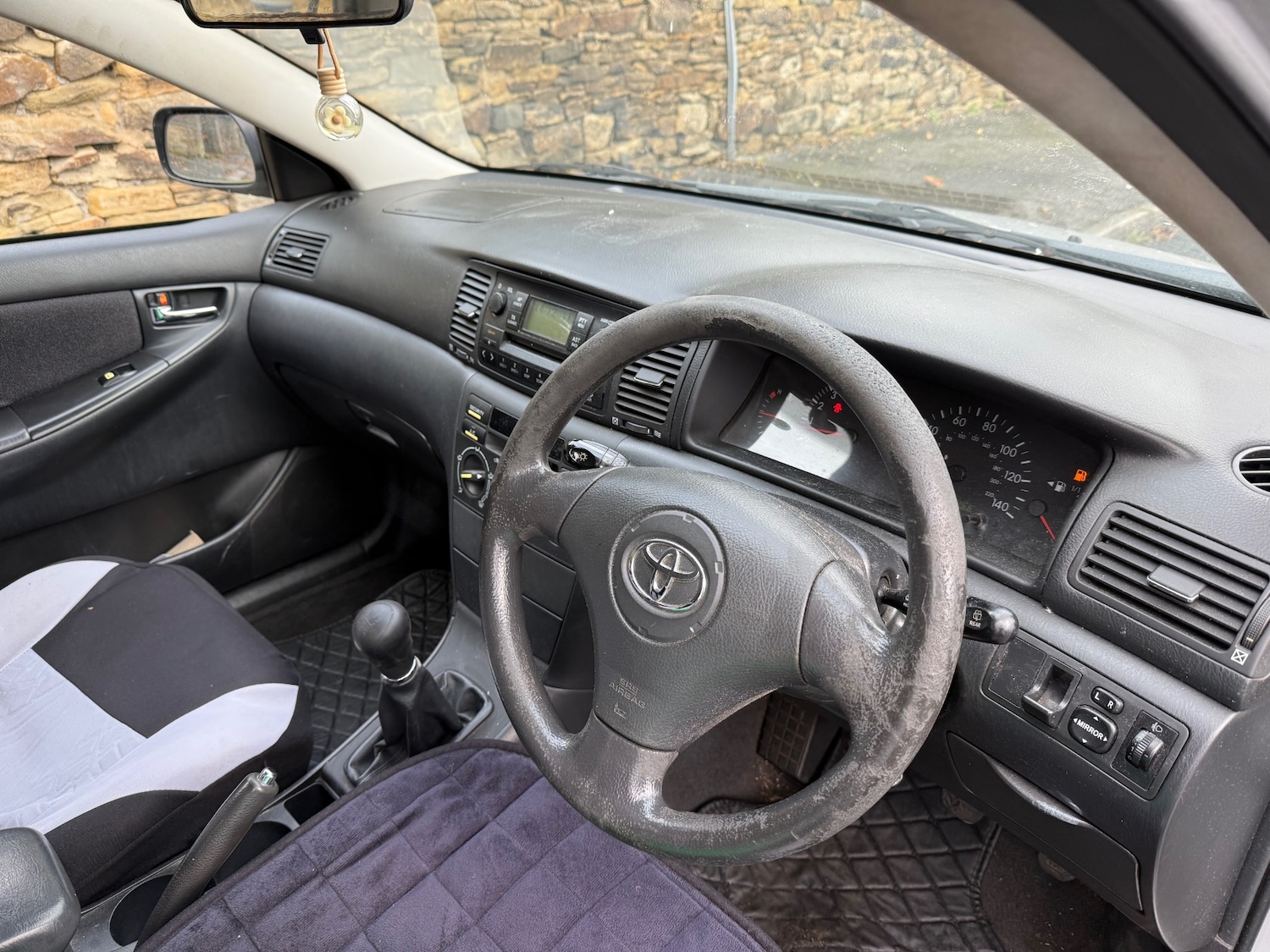 Used Toyota Corolla 2003 for sale - 76553716: Photo 9