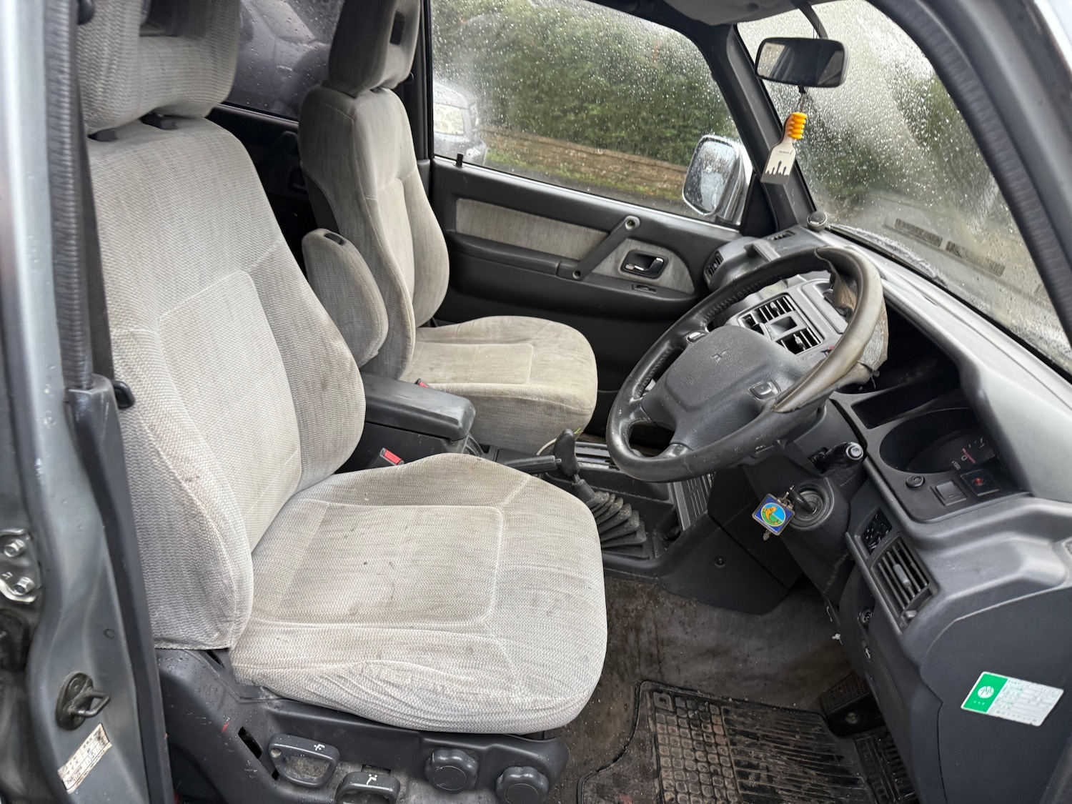 Used Mitsubishi Pajero 2004 for sale - 76885170: Photo 8