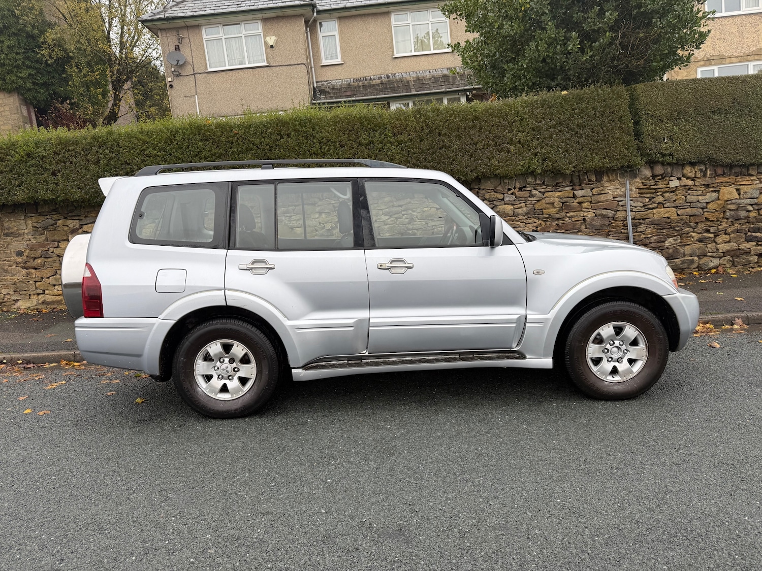 Used Mitsubishi Shogun 2004 for sale - 76885167: Photo 4