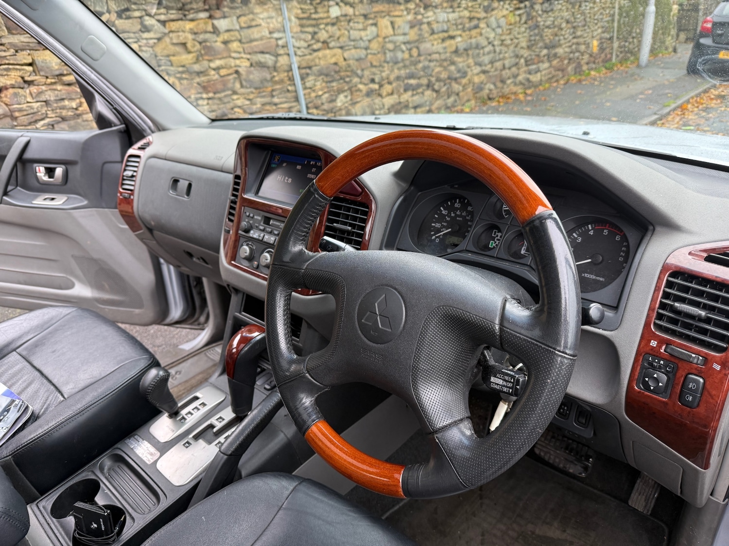 Used Mitsubishi Shogun 2004 for sale - 76885167: Photo 9