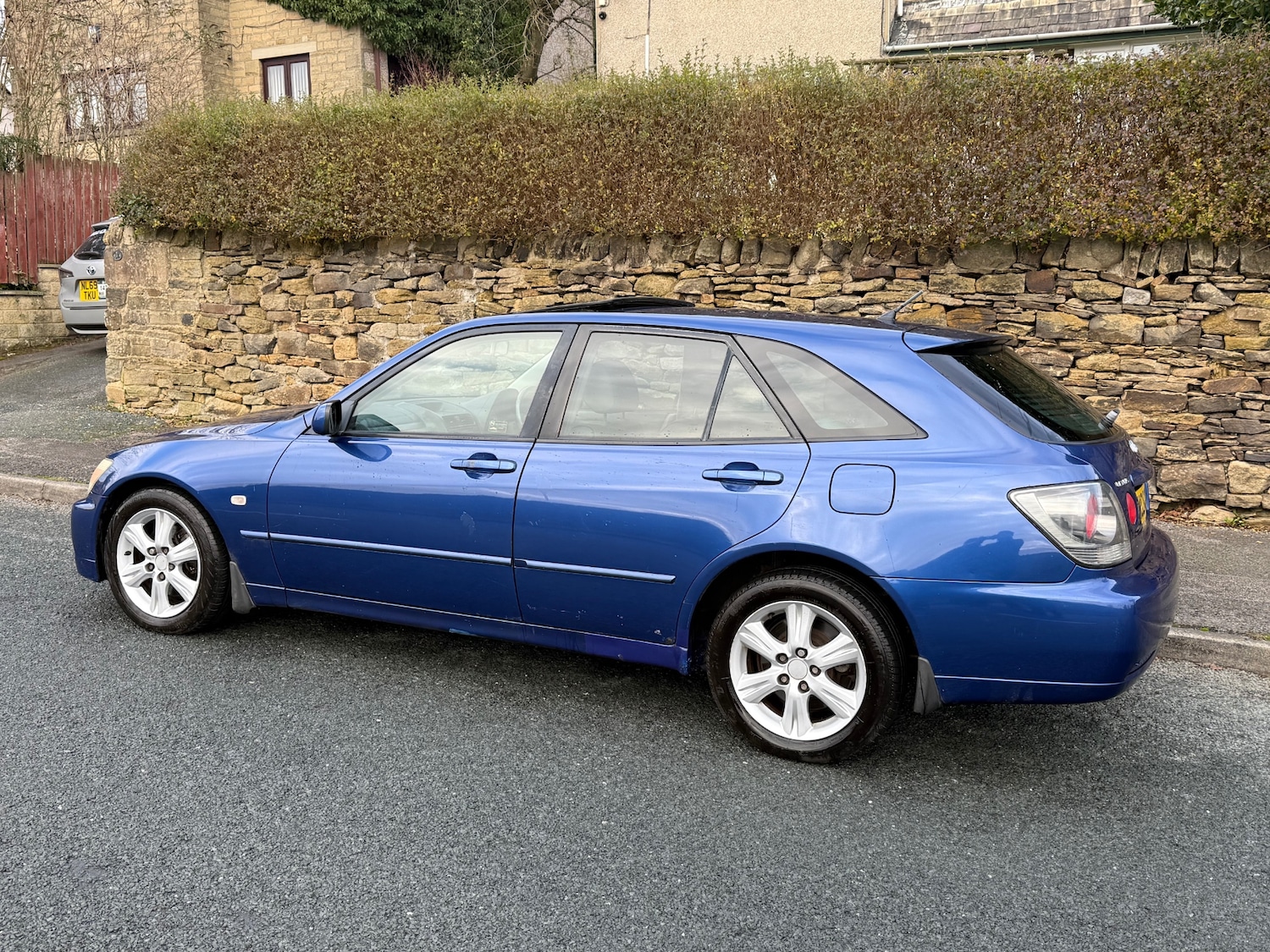Used Lexus IS 2003 for sale - 77142911: Photo 4