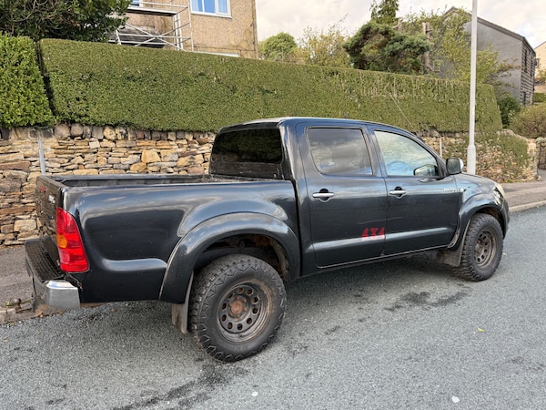 Used Toyota Hilux 2009 for sale - 73896051: Photo 8