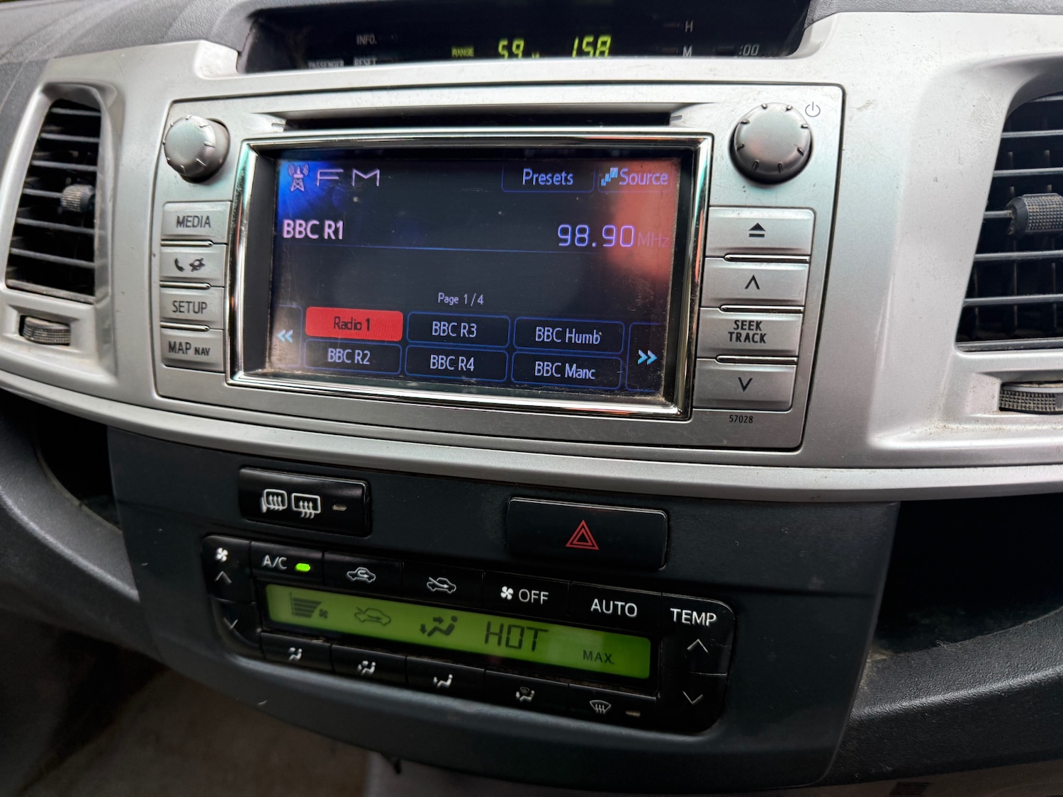 Used Toyota Hilux 2013 for sale - 77484655: Photo 11