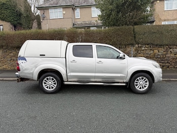 Used Toyota Hilux 2013 for sale - 77484655: Photo
