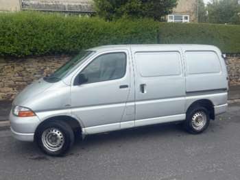 Used Toyota HiAce 2002 for sale - 74853611: Photo