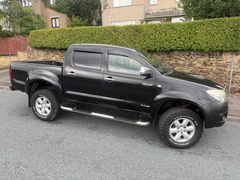 Used Toyota Hilux 2010 for sale - 75294237: Photo