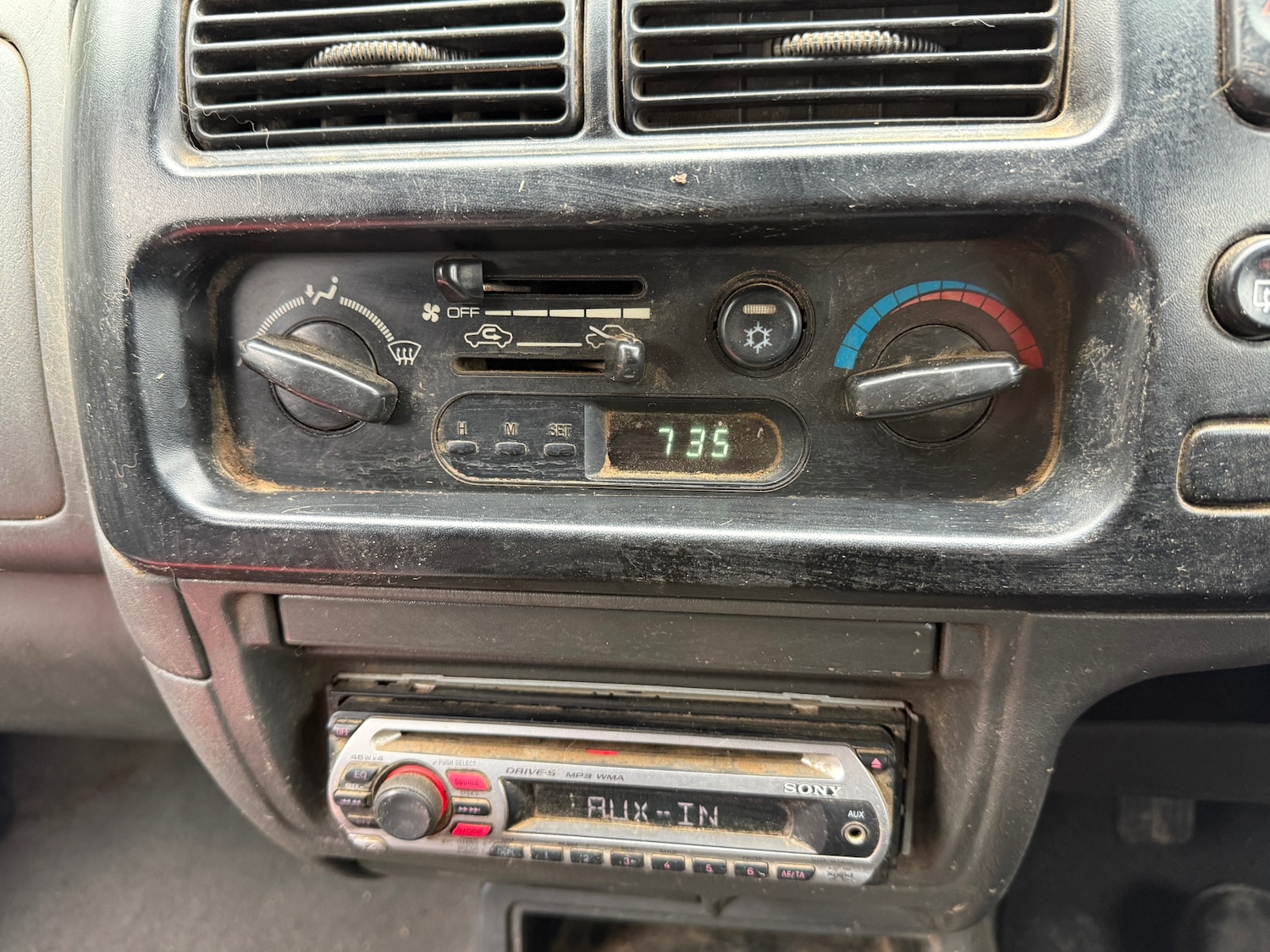 Used Mitsubishi L200 2002 for sale - 76276076: Photo 9