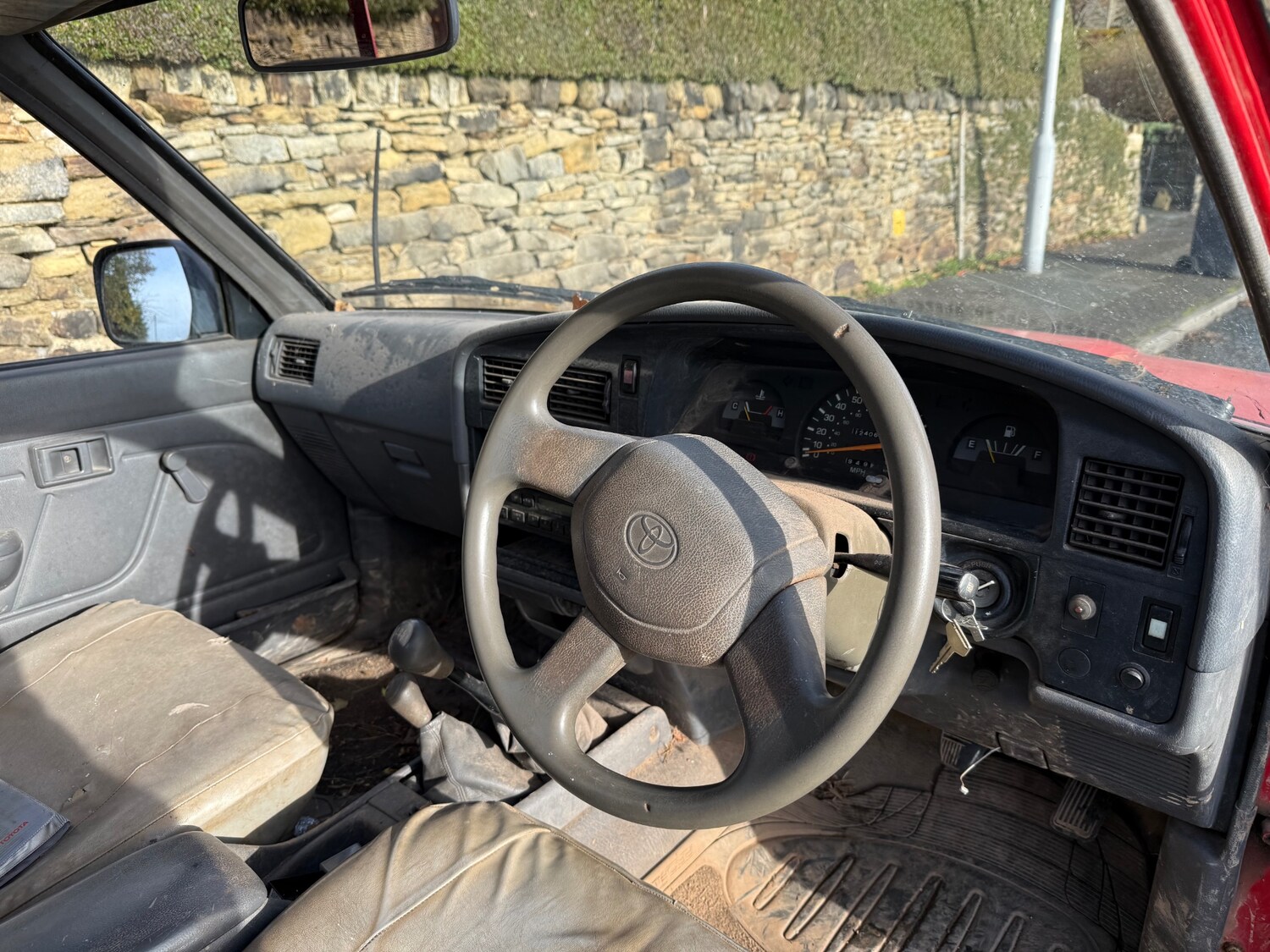 Used Toyota Hilux 1995 for sale - 76461607: Photo 9