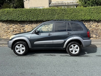 Used Toyota RAV4 2004 for sale - 76020174: Photo 3