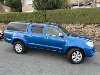 2009 (09) - INVINCIBLE DOUBLE CAB D/C 3.0 D4-D AUTO 4X4 BLUE