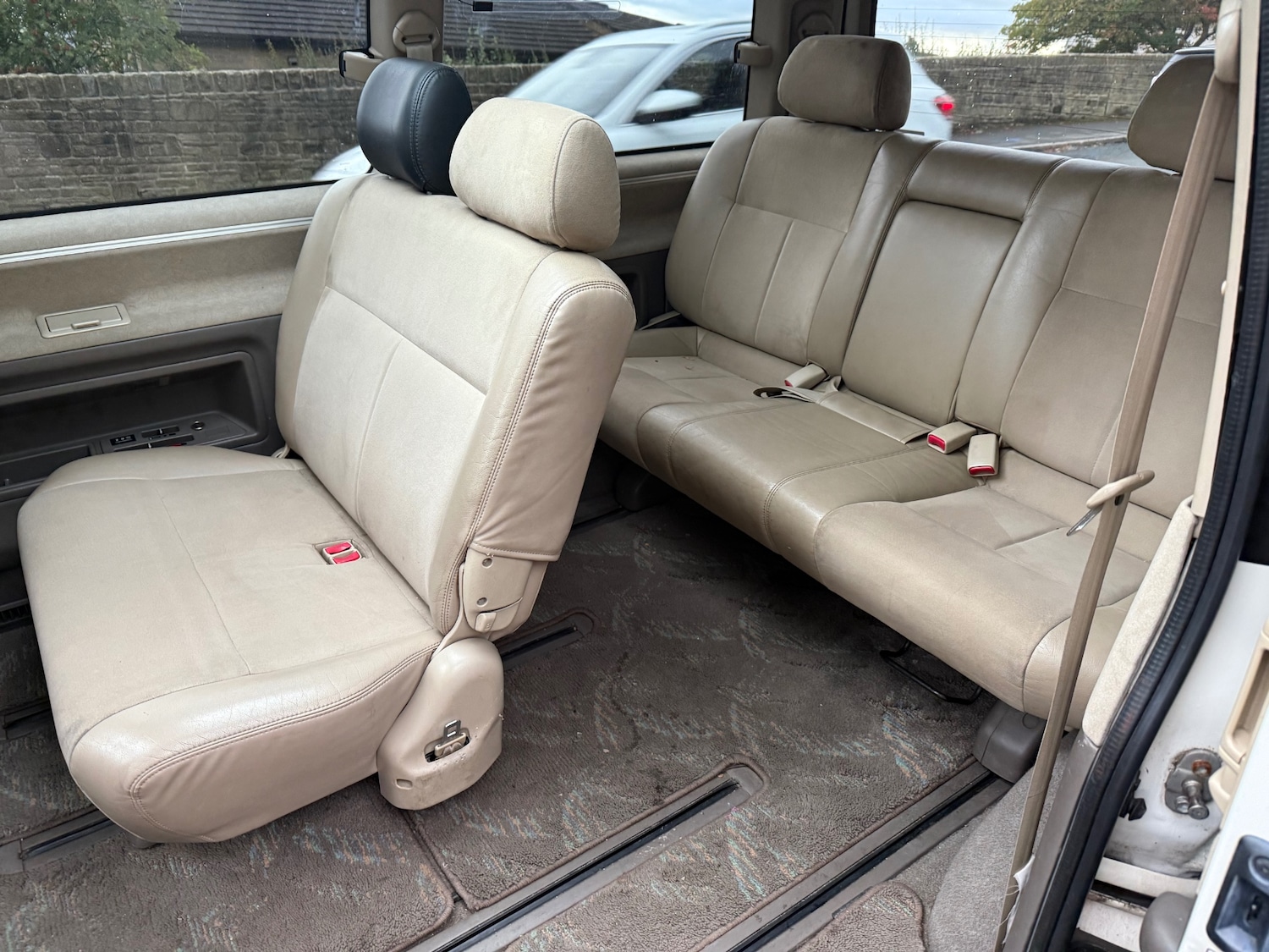 Used Toyota HiAce 2012 for sale - 76020153: Photo 12