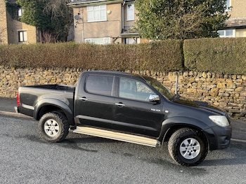Used Toyota Hilux 2010 for sale - 77584414: Photo