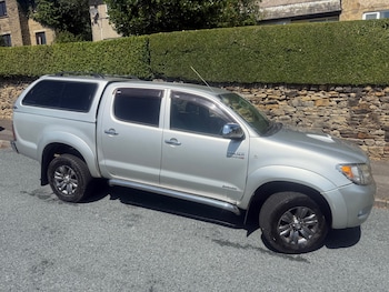 Used Toyota Hilux 2007 for sale - 75260101: Photo