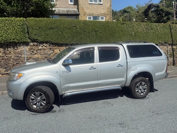 Used Toyota Hilux 2007 for sale - 75260101: Photo