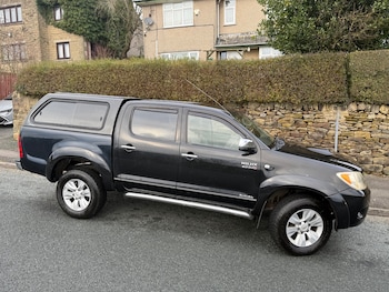 Used Toyota Hilux 2008 for sale - 77055104: Photo