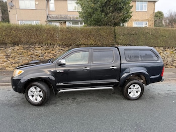 Used Toyota Hilux 2008 for sale - 77055104: Photo