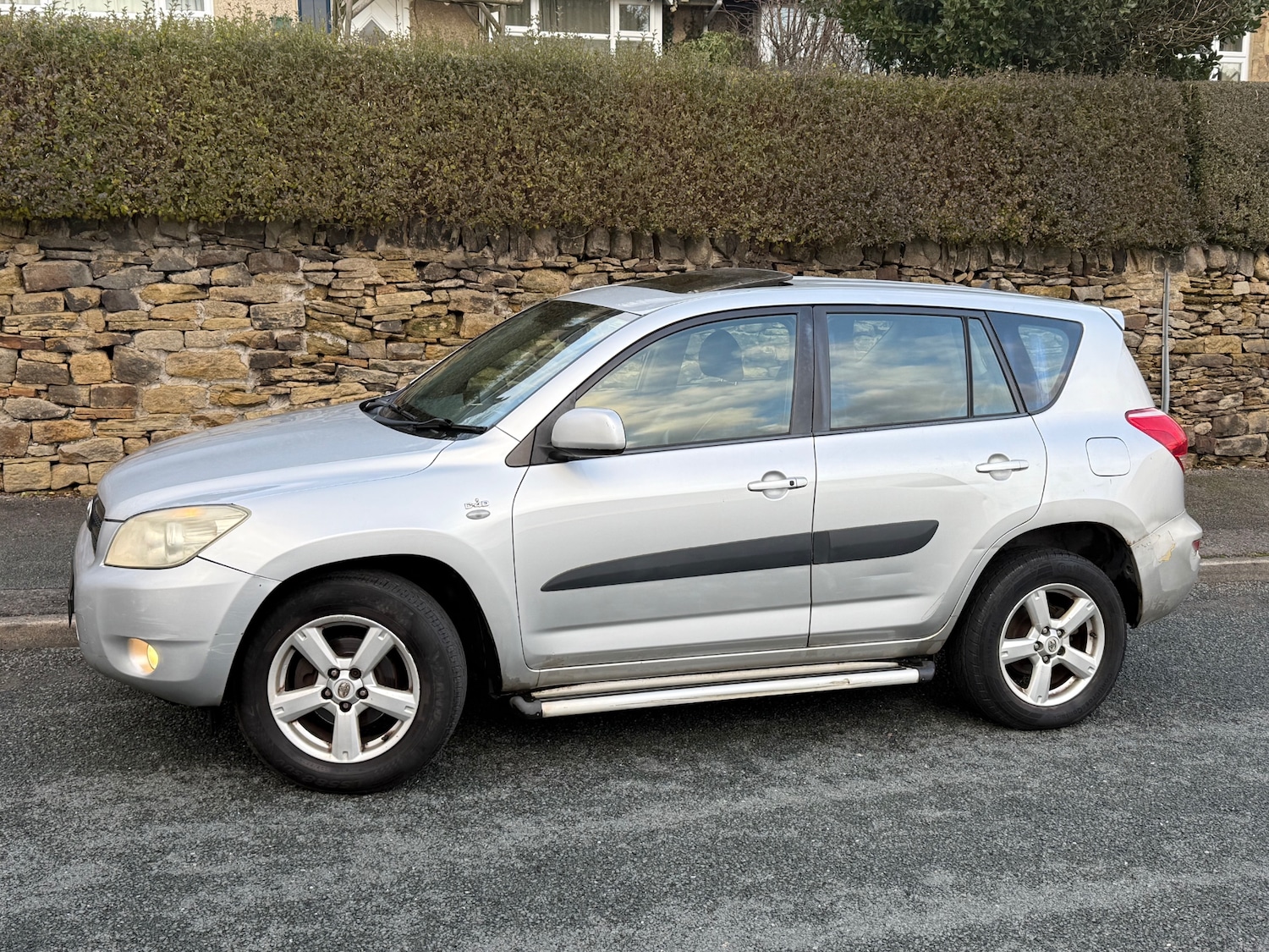 Used Toyota RAV4 2007 for sale - 76918307: Photo 2