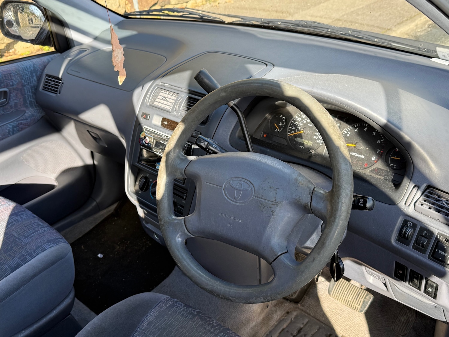 Used Toyota Picnic 1997 for sale - 77893573: Photo 7