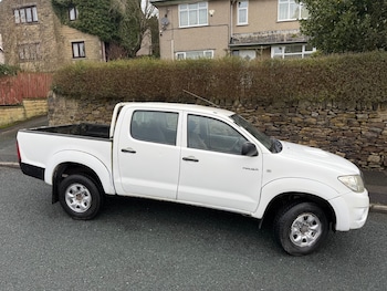 Toyota Hilux feature image