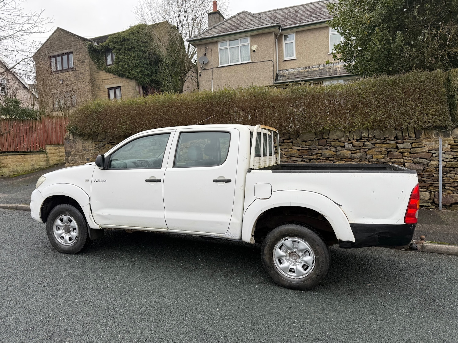 Used Toyota Hilux 2010 for sale - 77406543: Photo 5