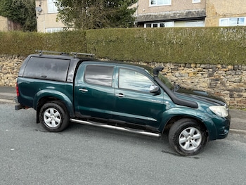 Used Toyota Hilux 2011 for sale - 78027216: Photo