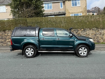 Used Toyota Hilux 2011 for sale - 78027216: Photo