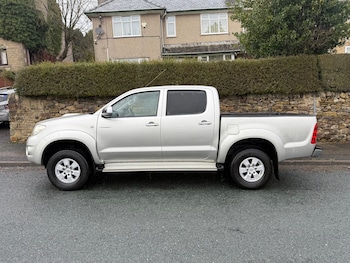 Used Toyota Hilux 2009 for sale - 76758989: Photo