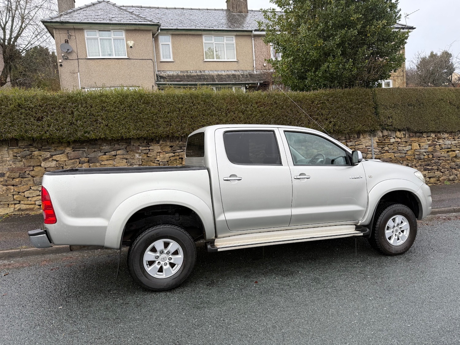 Used Toyota Hilux 2009 for sale - 76758989: Photo 6