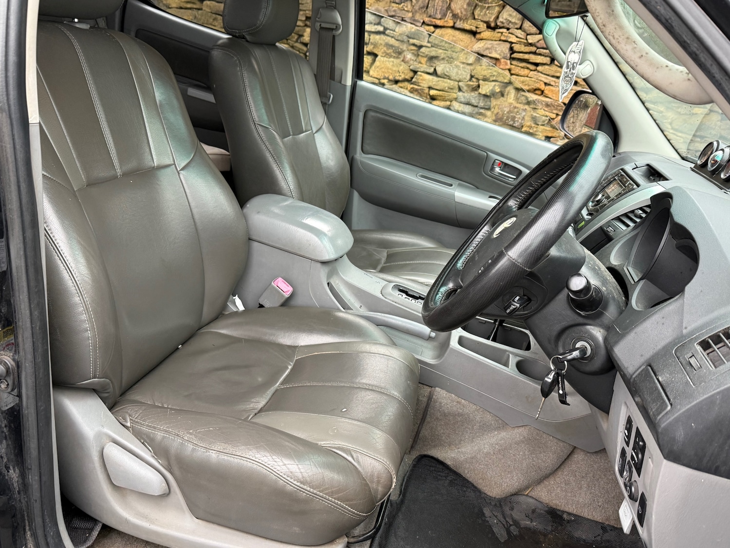 Used Toyota Hilux 2010 for sale - 77025925: Photo 11