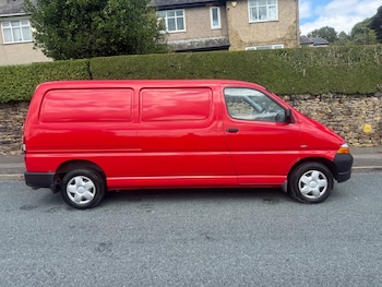 Used Toyota HiAce 2005 for sale - 75265590: Photo