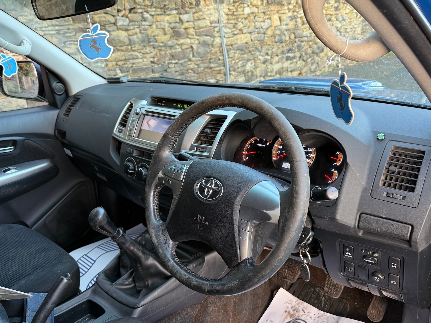 Used Toyota Hilux 2014 for sale - 76525781: Photo 9