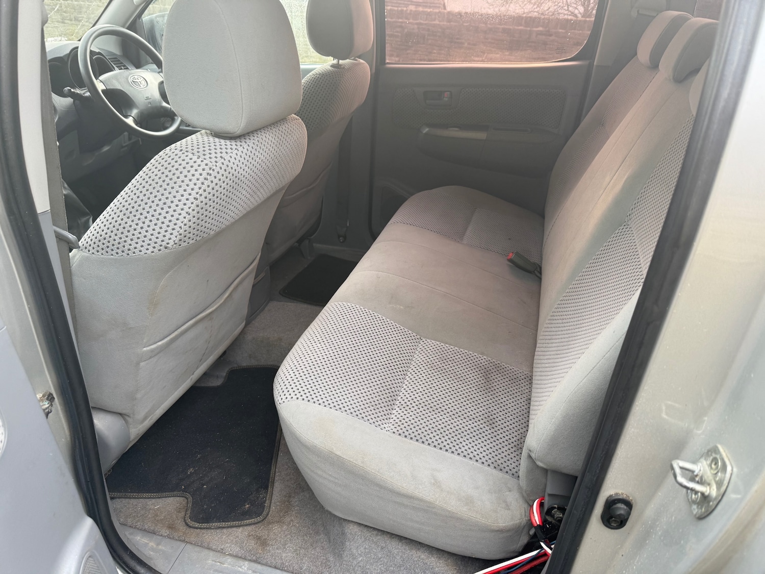 Used Toyota Hilux 2006 for sale - 77142905: Photo 12