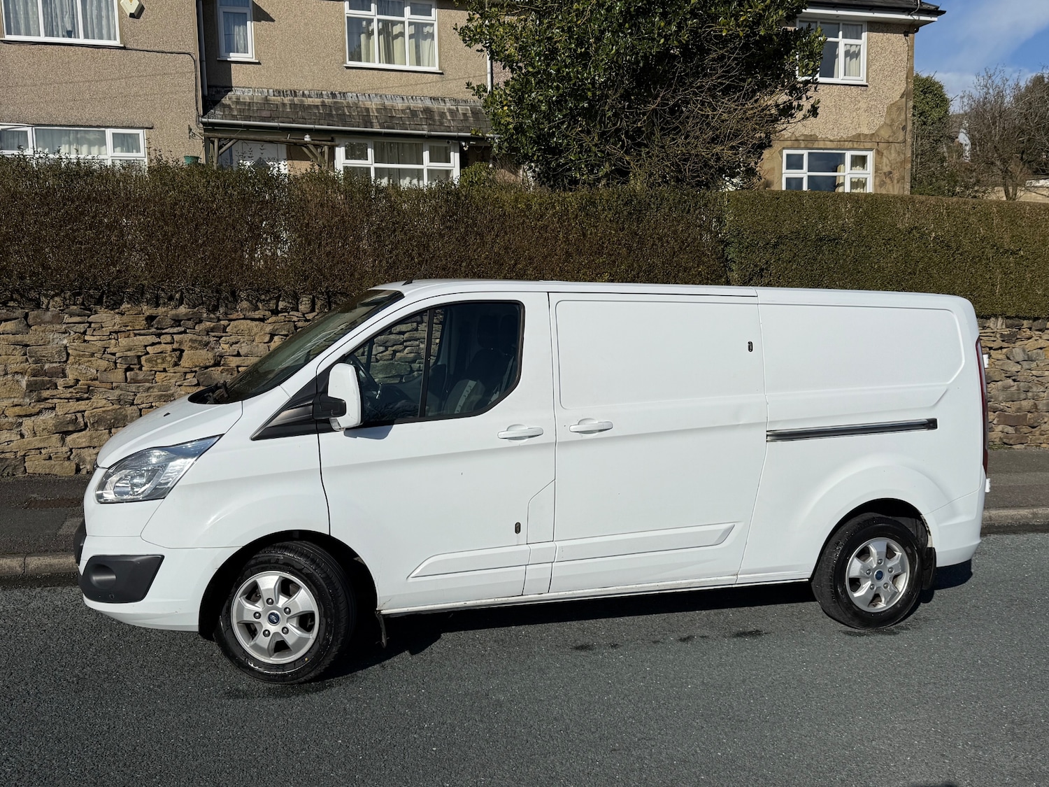 Used Ford Transit Custom 2017 for sale - 77890190: Photo 2