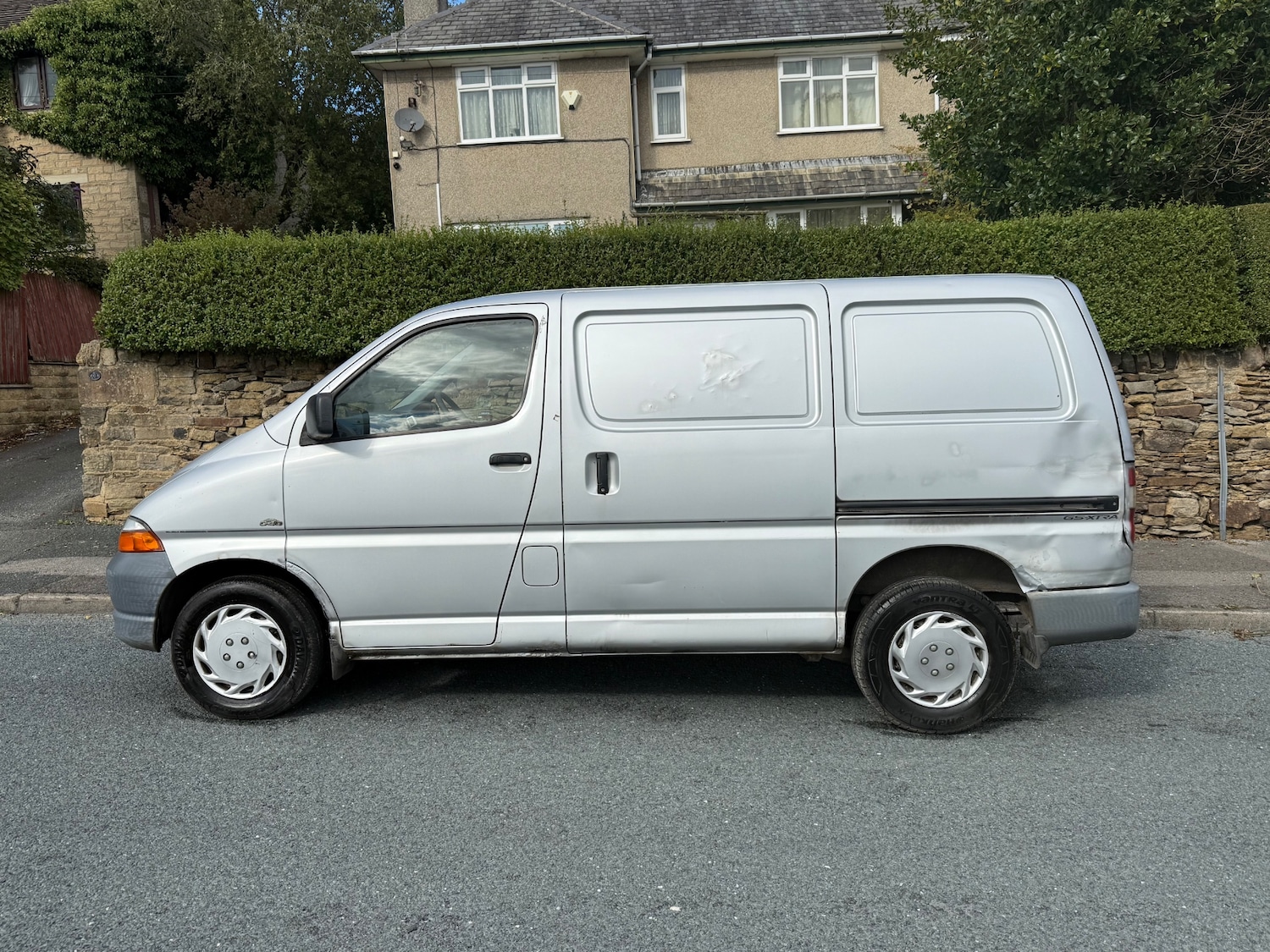 Used Toyota HiAce 2005 for sale - 76020176: Photo 3
