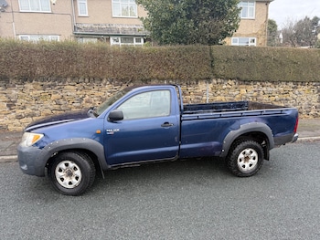 Used Toyota Hilux 2005 for sale - 77142907: Photo