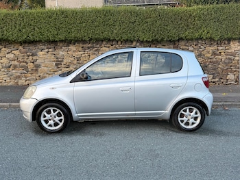 Used Toyota Yaris 2001 for sale - 76362884: Photo