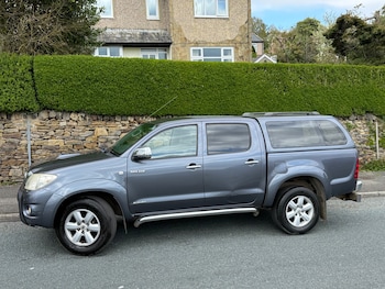 Used Toyota Hilux 2011 for sale - 78480905: Photo