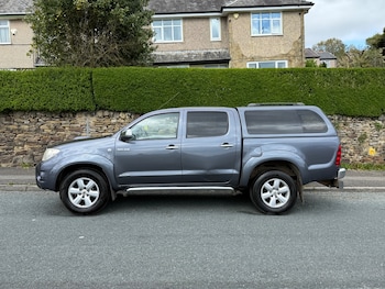 Used Toyota Hilux 2011 for sale - 78480905: Photo