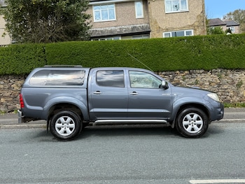 Used Toyota Hilux 2011 for sale - 78480905: Photo