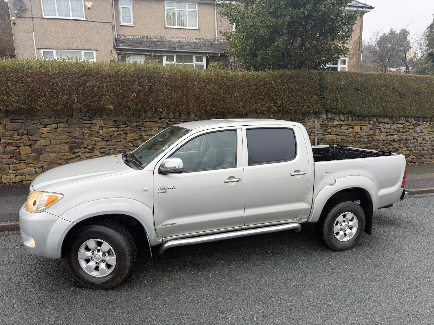 Used Toyota Hilux 2005 for sale - 77435649: Photo 2