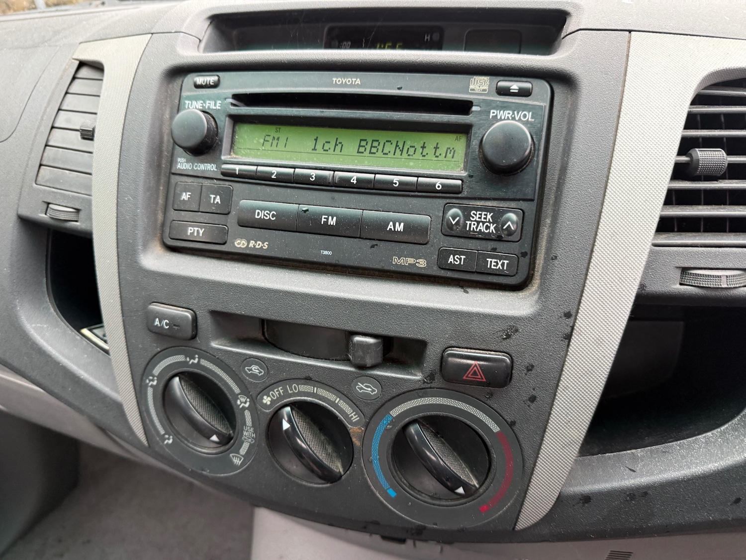 Used Toyota Hilux 2007 for sale - 77851787: Photo 11