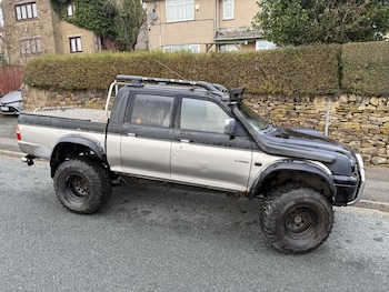 Mitsubishi L200 feature image