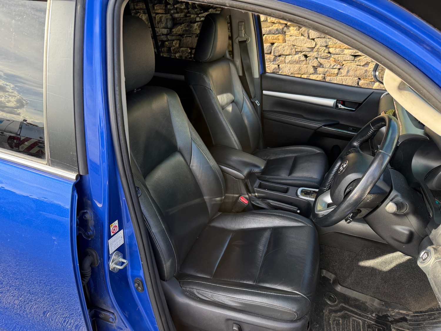 Used Toyota Hilux 2019 for sale - 76005675: Photo 11