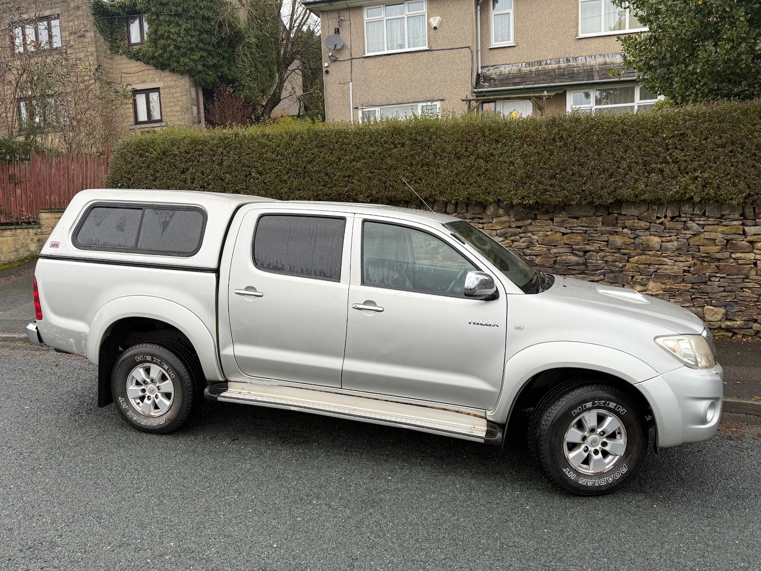 Used Toyota Hilux 2010 for sale - 76758988: Photo 1