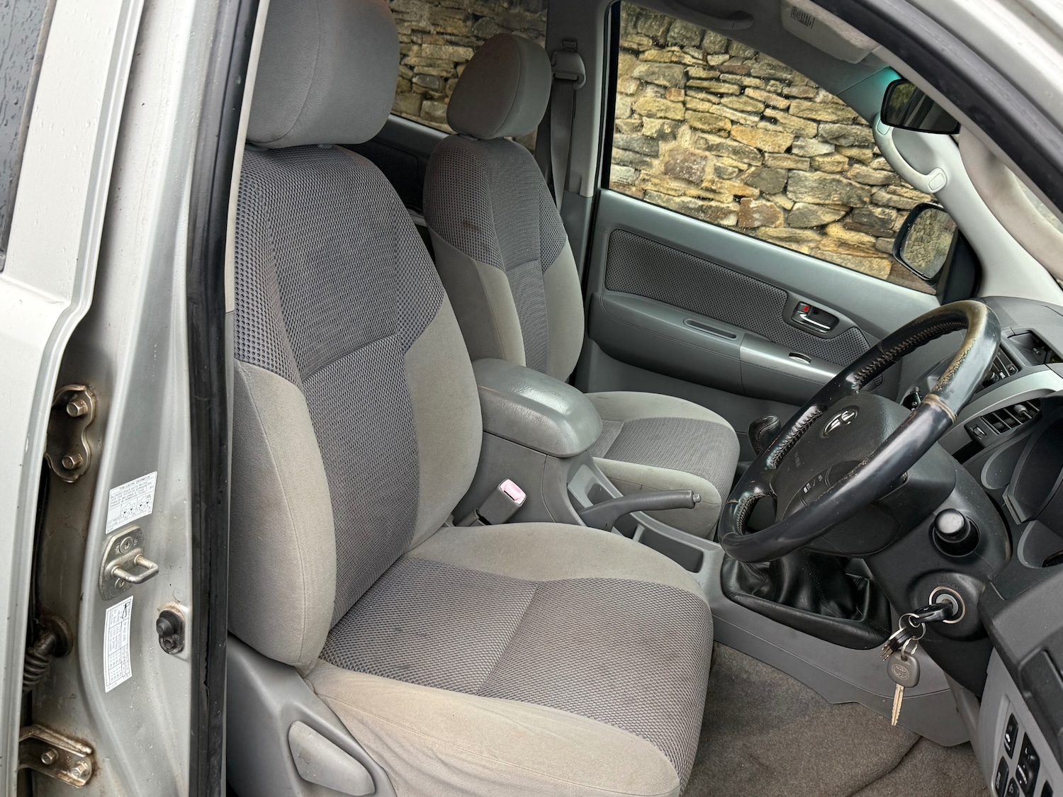 Used Toyota Hilux 2010 for sale - 76758988: Photo 11