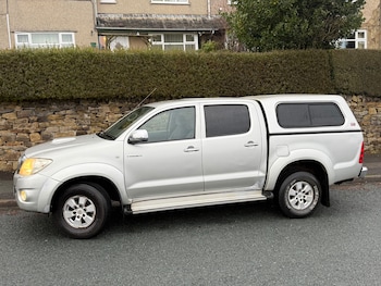 Used Toyota Hilux 2010 for sale - 76758988: Photo