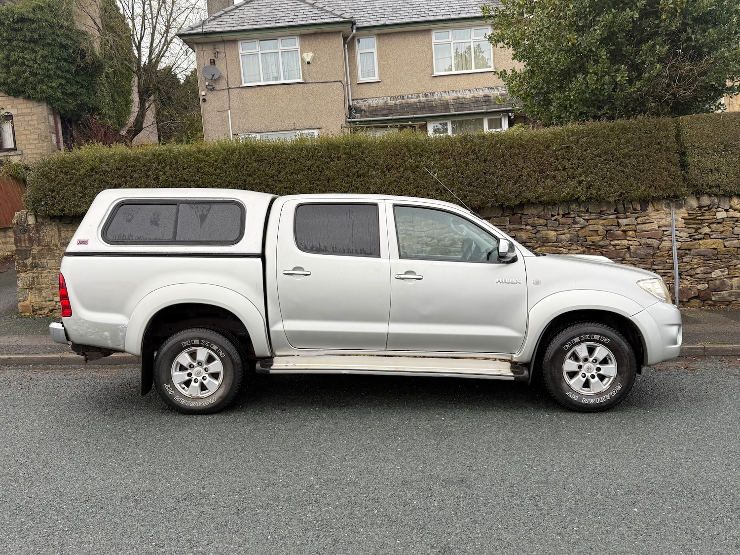 Used Toyota Hilux 2010 for sale - 76758988: Photo 4