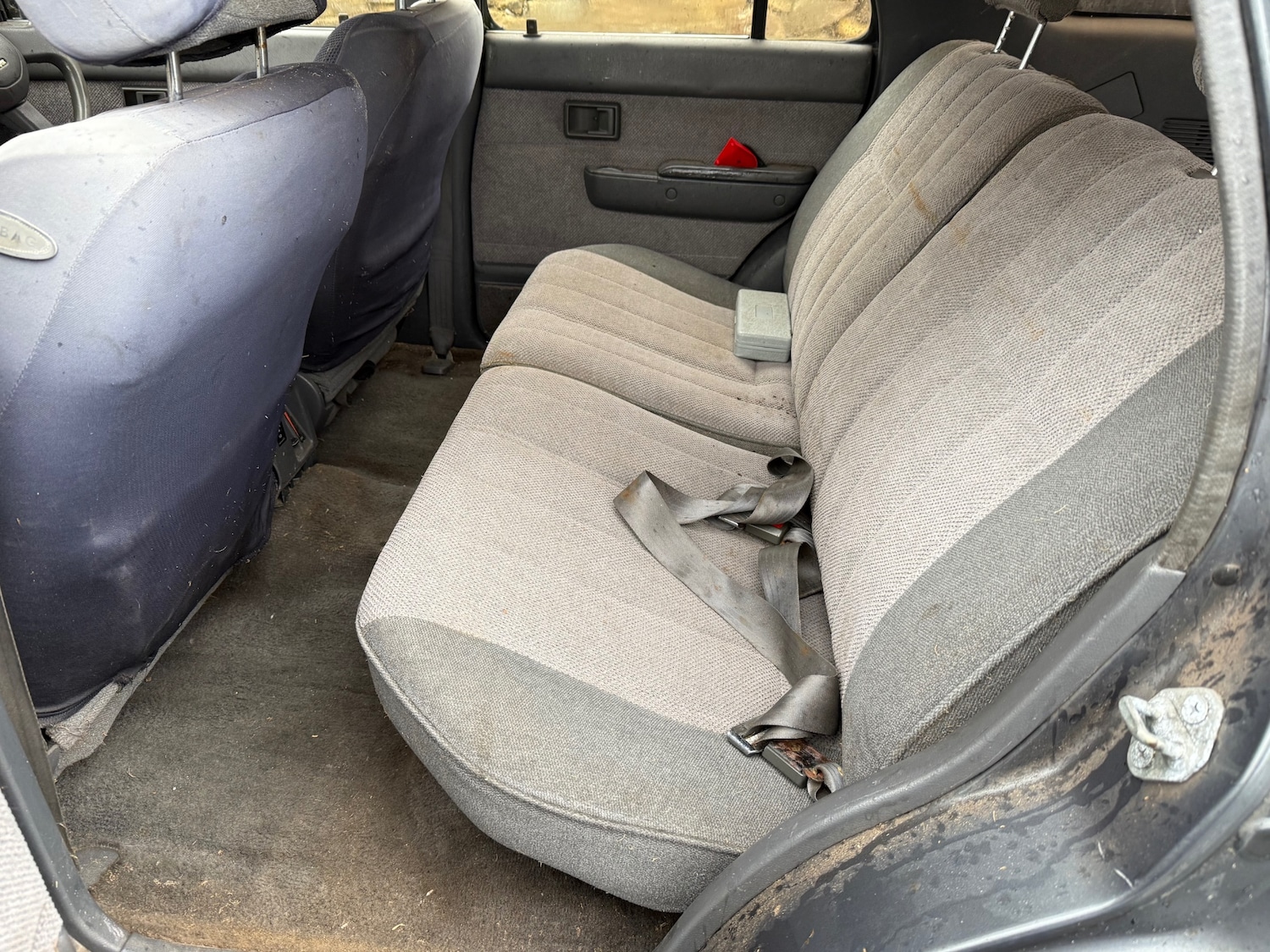 Used Toyota Hilux 2000 for sale - 77893574: Photo 10