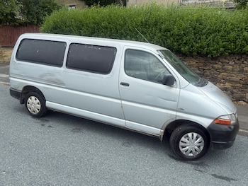 Used Toyota HiAce 2005 for sale - 75101961: Photo