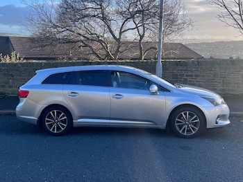 Used Toyota Avensis 2012 for sale - 78148546: Photo